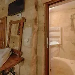 ホテル Avlu Cave House