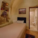 Avlu Cave House ホテル *