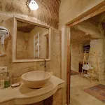Avlu Cave House Göreme