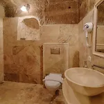 ホテル Avlu Cave House ギョレメ
