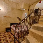 Avlu Cave House Göreme