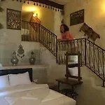 Avlu Cave House ホテル