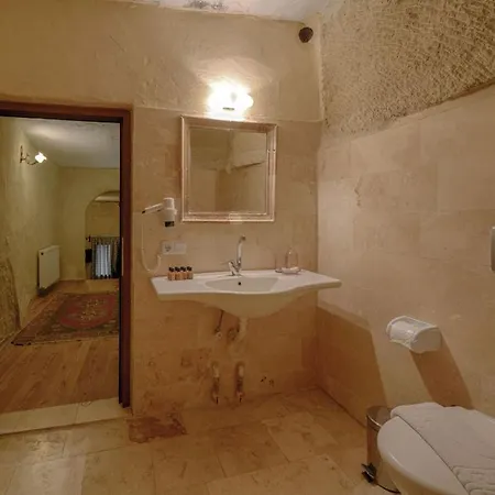 Avlu Cave House 괴레메