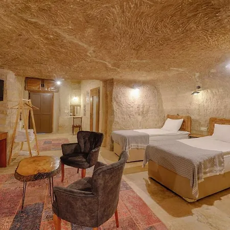 Avlu Cave House *