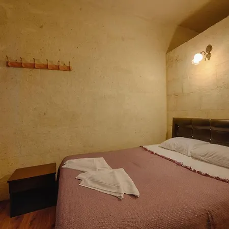 Avlu Cave House غوريمِيه