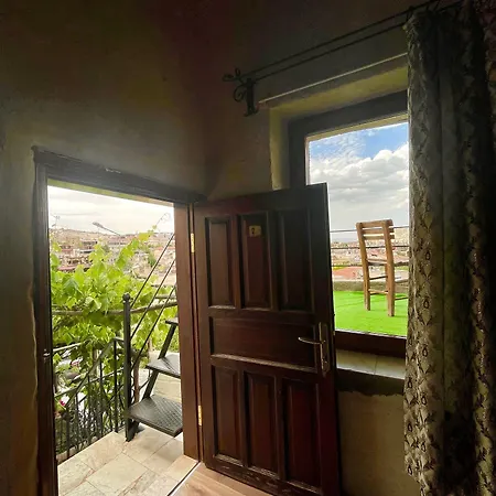 Ξενοδοχείο Avlu Cave House Γκόρεμε