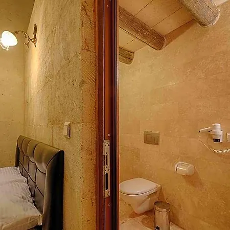 호텔 Avlu Cave House 괴레메