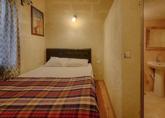 酒店 Avlu Cave House