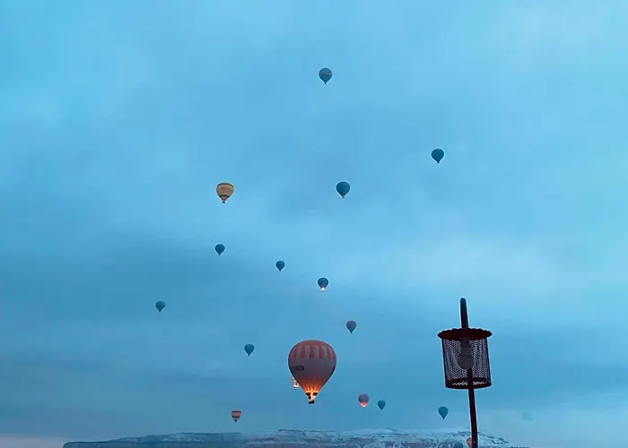 Avlu Cave House 酒店 *