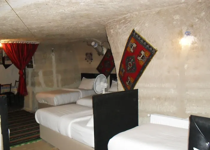 Avlu Cave House 酒店 格雷梅