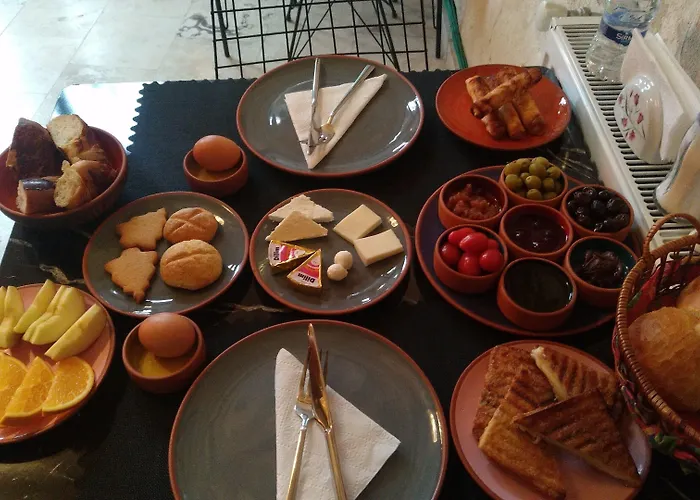 Avlu Cave House Hotel Göreme